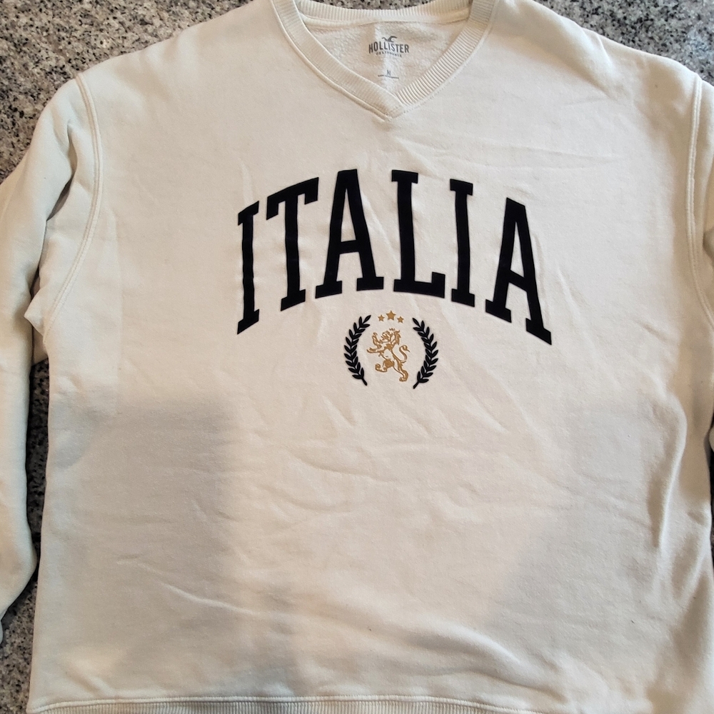 Hollister Cream Italia Sweater - Picture 2 of 3